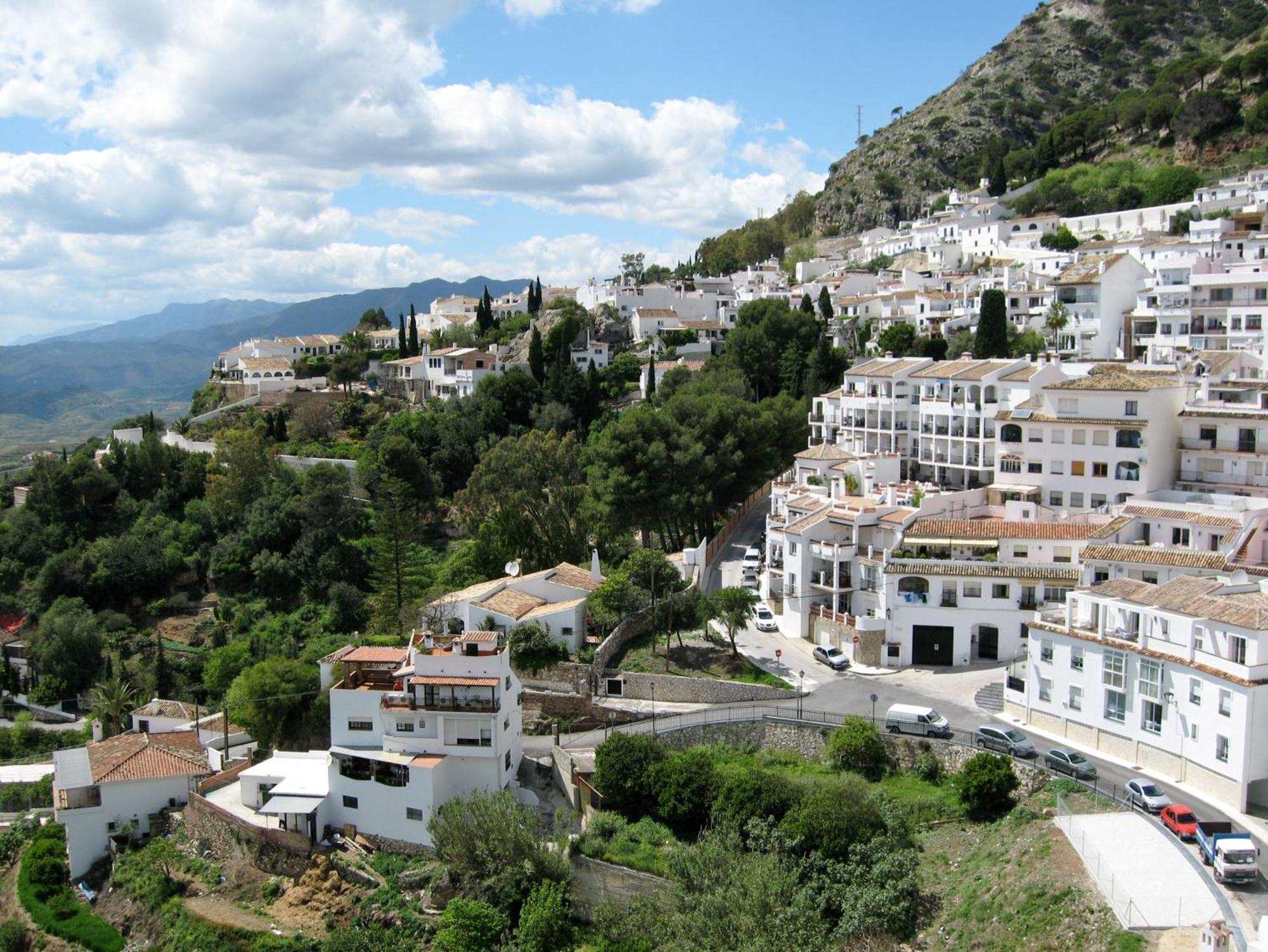 Club Delta Apartments By Ghr Rentals Mijas Eksteriør billede